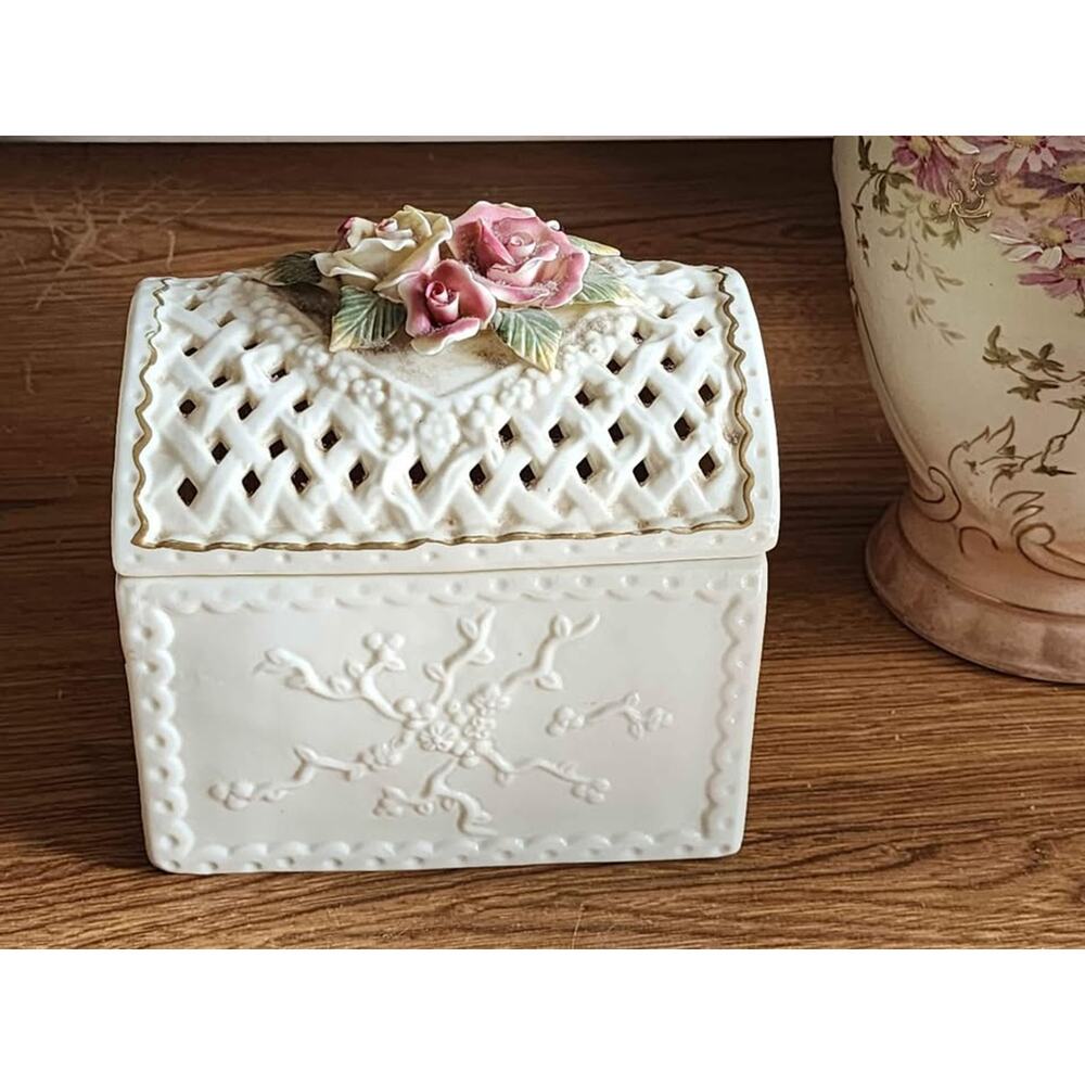 Porcelain Storage, Trinket or Jewelry Box with 3D Roses and Lattice Top